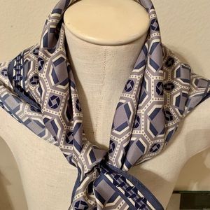 Chase scarf silk